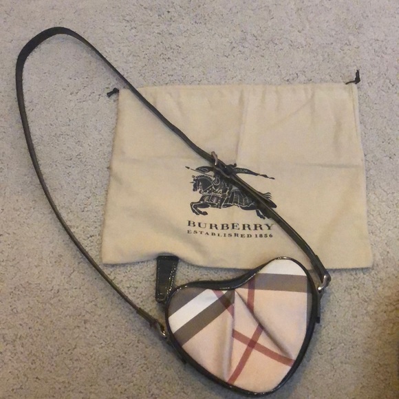 burberry heart crossbody bag